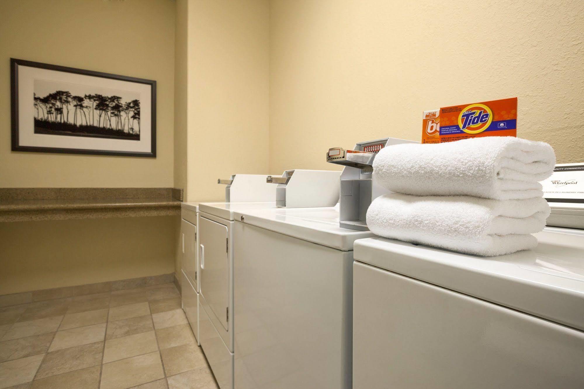 Country Inn & Suites By Radisson, Winnipeg, Mb Экстерьер фото